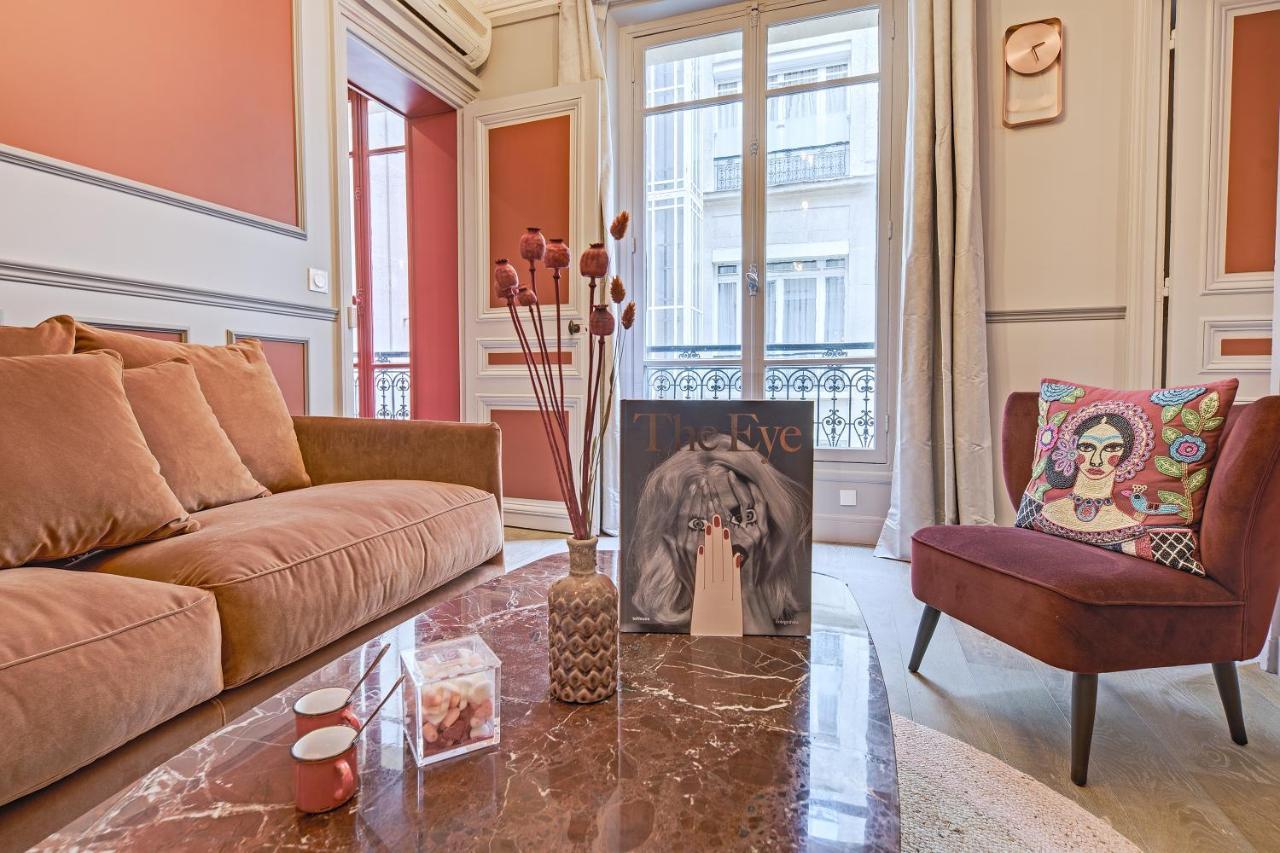 The Lord Byron Suite Paris Exterior photo